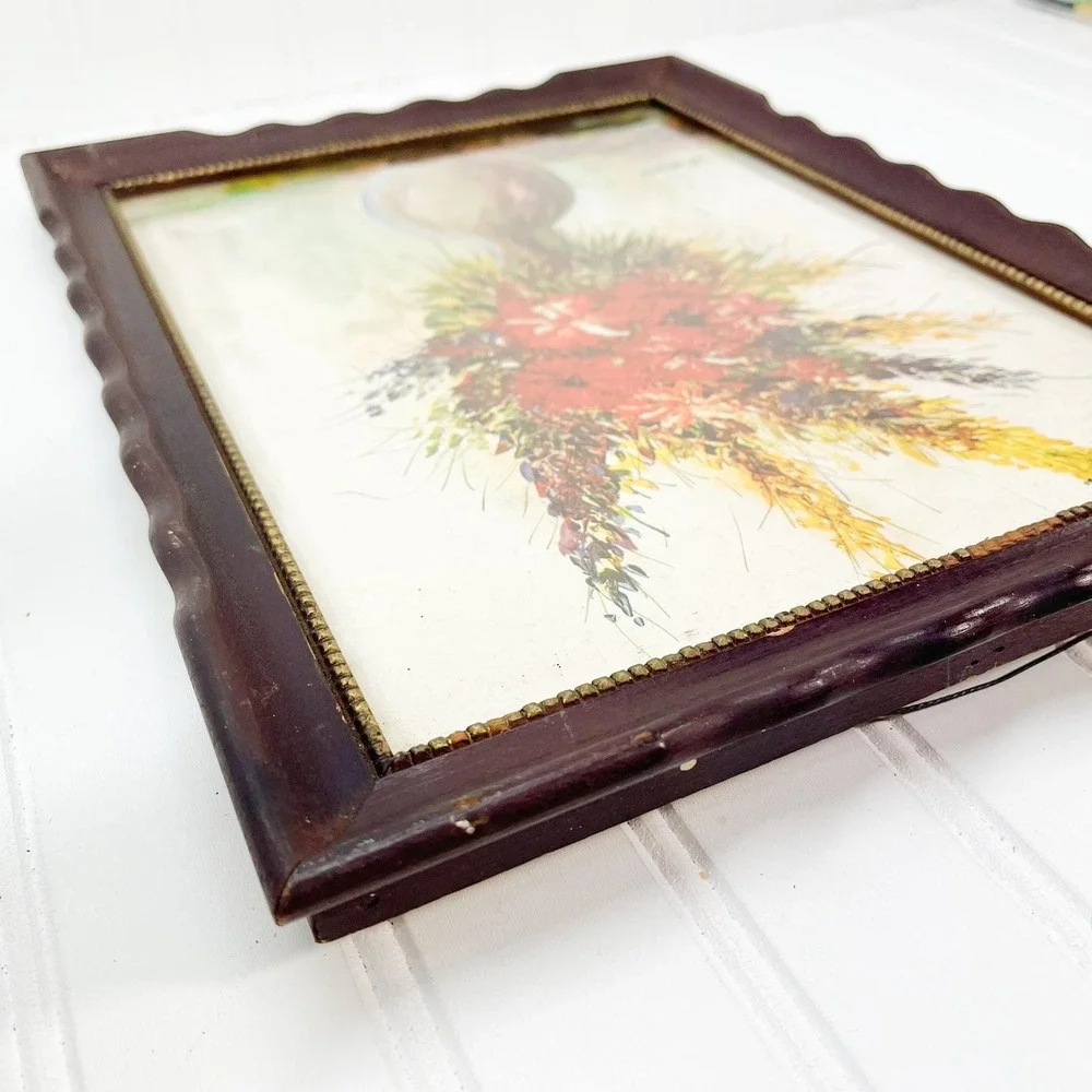 Vintage Floral Print in Wooden Frame - Korber Painting‎